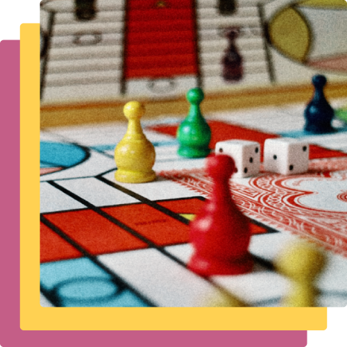 Prototype de jeu en train d'être développé au cours d'un accompagnement à la création de jeu de société