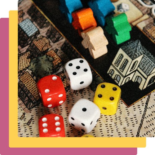 Exemple de matériel d'un prototype de jeu de société présenté pour un accompagnement de développement